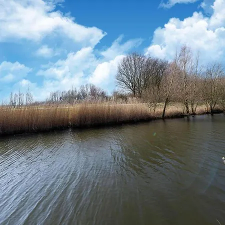 Lovely On Water With Garden * Simonshaven