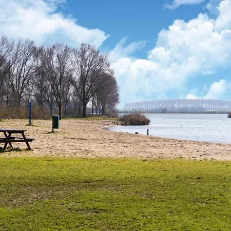 Tatil Evi In South Holland By The Water Simonshaven