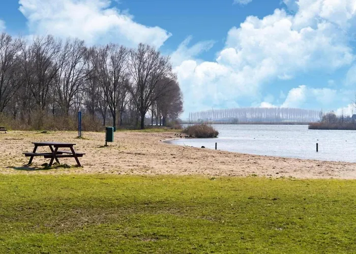 بيت للعطل In South Holland By The Water Simonshaven